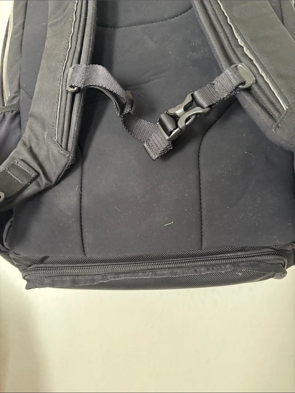 lululemon athletica Black Men's Backpack with Reflective Trim